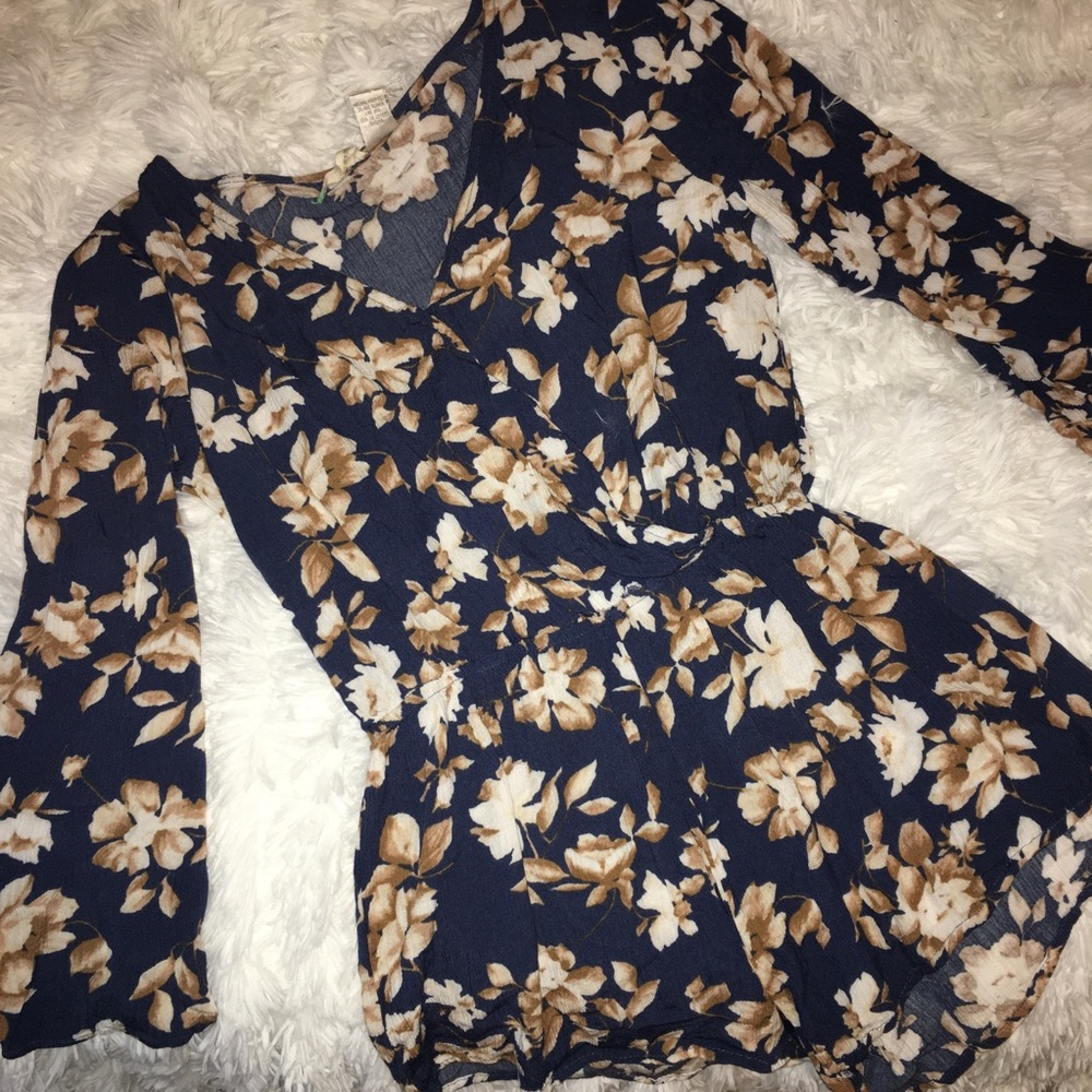 Long sleeve romper